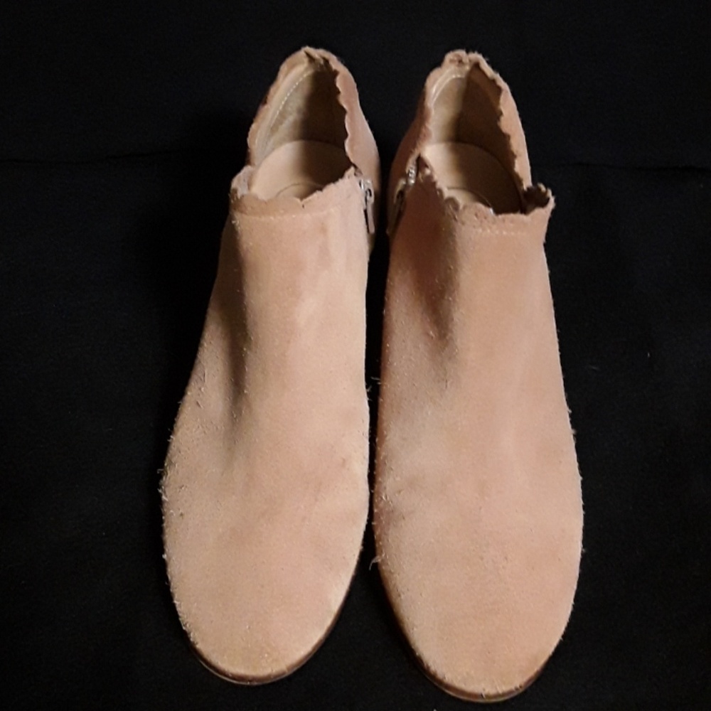 Jack Rogers 7.5M MARIANNE Suede Scalloped Boots Booties Shoes - Picture 3 of 8